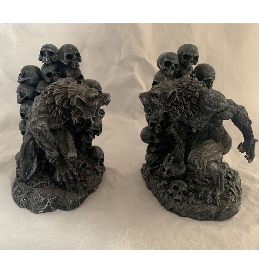 Werewolf Bookends